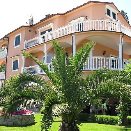 Bed And Breakfast Villa Iris Mošćenička Draga Exteriör bild