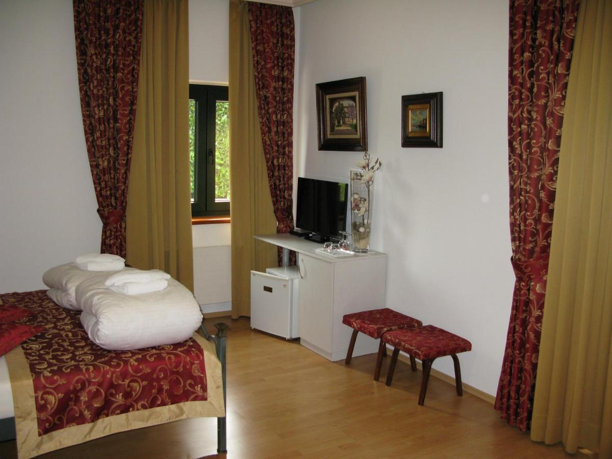 Bed And Breakfast Villa Iris Mošćenička Draga Exteriör bild