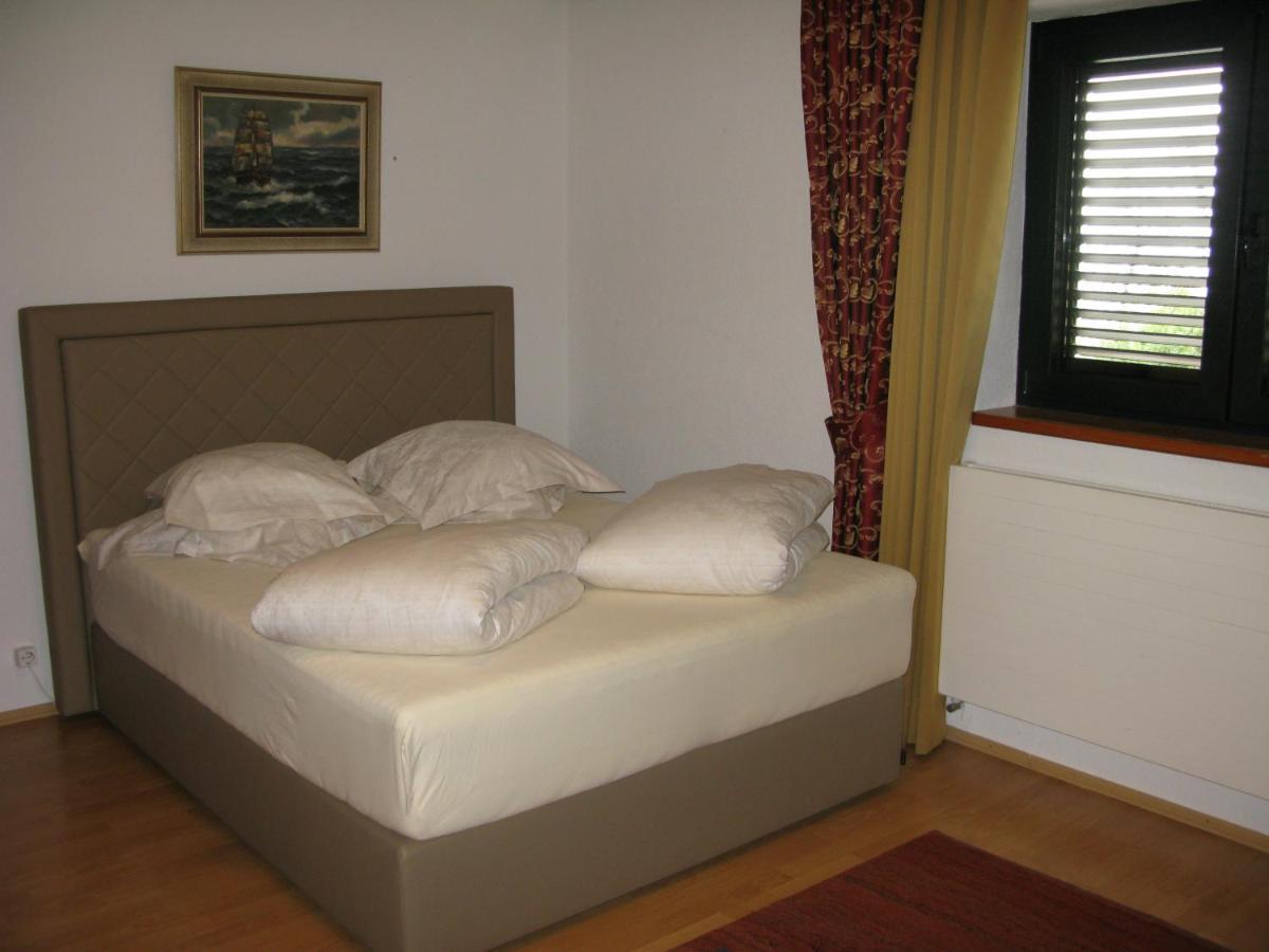 Bed And Breakfast Villa Iris Mošćenička Draga Exteriör bild