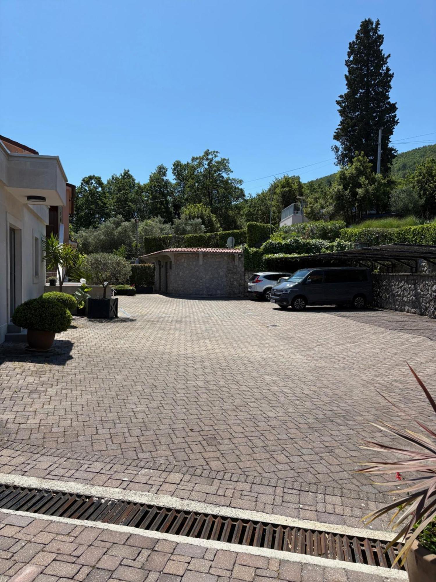 Bed And Breakfast Villa Iris Mošćenička Draga Exteriör bild
